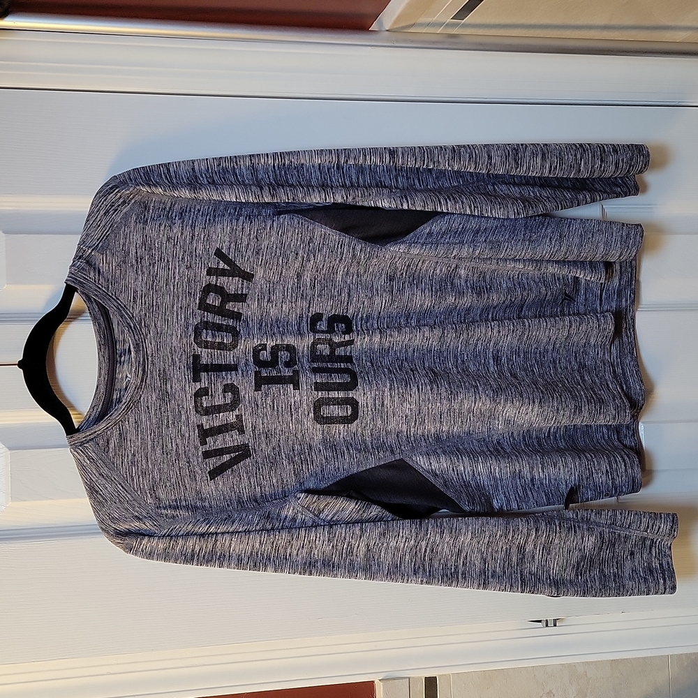 Old navy athletic long sleeve